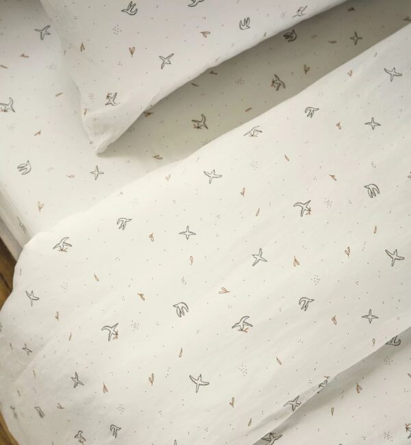 370120553703-housse-de-couette-coton-bio-lenvolee-1-personne-140x200cm