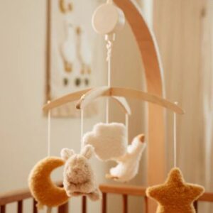 2000000135182-mobile-musical-en-bois---beige---newborn-naturals
