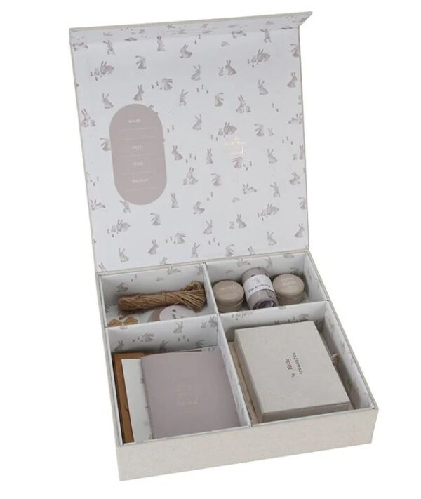 2000000135595-memorybox-newborn-naturals