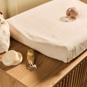 8717329400870-housse-matelas-a-langer---cloudy-rib---oatmeal